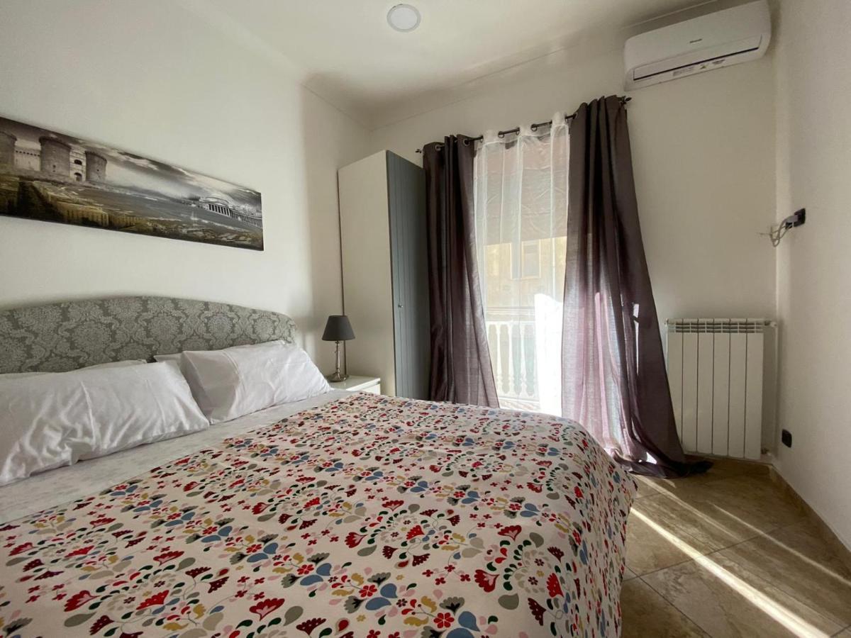 Отель Falu Napoli Centro Camera Con Cucina E Bagno Privato Экстерьер фото