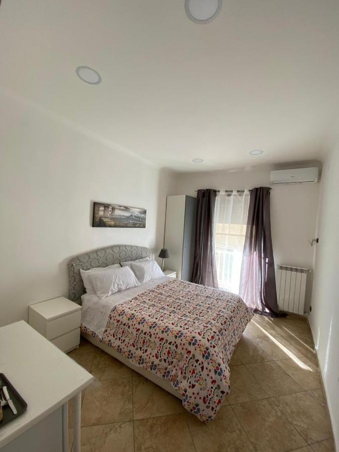 Отель Falu Napoli Centro Camera Con Cucina E Bagno Privato Экстерьер фото